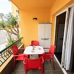 Apartamento En Cristianos Torres Del Sol